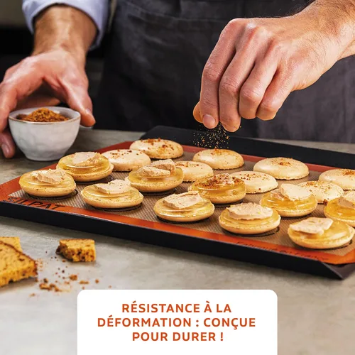 Vista 3 de Silpat The Original Cook N' Cool - Bandeja perforada para hornear, aluminio, 11 5/8" X 16 1/2