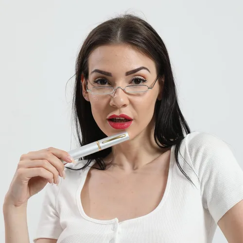 Vista 6 de Lentes de lectura ultra pequeños para hombres y mujeres, lectores de bolsillo delgados con clip para bolígrafo, carcasa de metal, bisagra