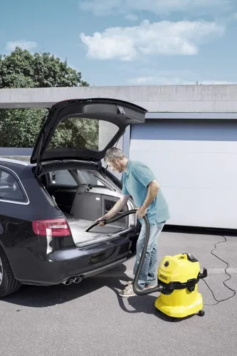 Vista 17 de Karcher WD4 aspiradora para agua y polvo, multiuso, con motor de 1800 V, diseño que ahorra espacio.