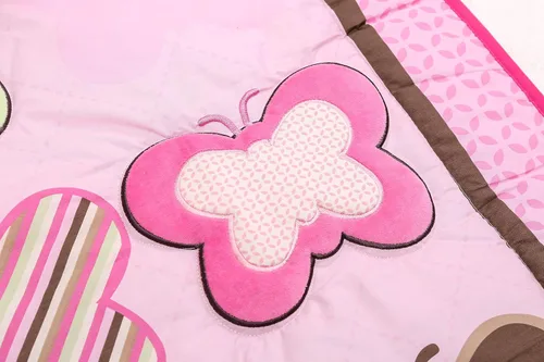Vista 5 de Brandream Juego de ropa de cama de cuna de mariposa rosa para niñas, diseño de retazos bordados de animales y guardería con rayas coloridas