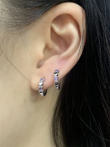Vista 3 de Aretes de aro pequeños de doble corazón con circonita cúbica para mujeres, adolescentes y niñas, plata de ley 925, hipoalergénicos para orejas