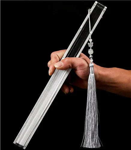 Vista 2 de JUNMIN Ventilador plegable de aleación de aluminio Kung Fu - Ventilador de hierro macho con núcleo de bambú - Artículo de regalo