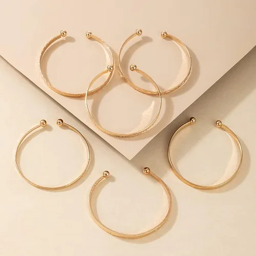 Vista 5 de FUTIMELY Stackable Gold Cuff Bracelets Bangle for Woemn,Boho Retro Grace Temperament Wide Face Bracelet Sets,Totem Embossing Love Charm Bracelet
