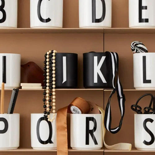 Vista 7 de Design Letters Taza de café con inicial A-Z Taza de café de Navidad con monograma para hombres, mujeres, tazas de porcelana de 11 onzas, taza