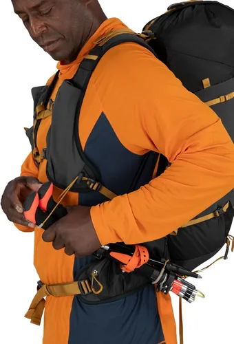 Vista 7 de Osprey Talon Velocity 30L Mochila de senderismo para hombre, gris, talla S Carbón oscuro/Amarillo Tumbleweed