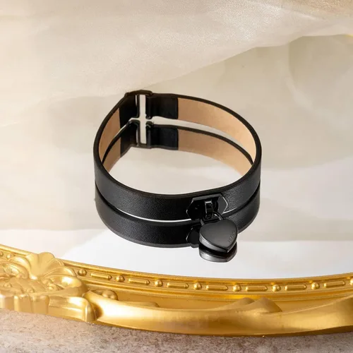 Vista 5 de MVMT Pulsera Heartlock de cuero para mujer
