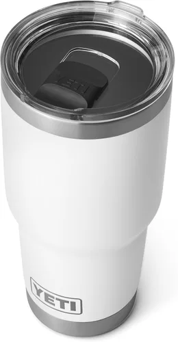 Vista 3 de YETI Rambler - Vaso de 30 oz de acero inoxidable con aislamiento al vacío con tapa MagSlider, color blanco