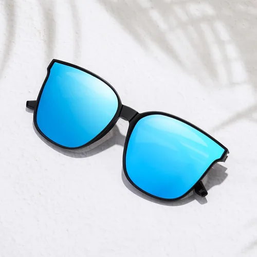 Vista 2 de Wzerry Gafas de sol polarizadas para mujer, gafas de sol clásicas retro con marco cuadrado, protección UV400
