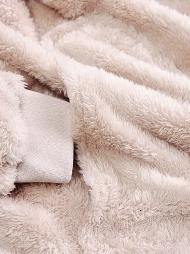 Vista 5 de UnHide Shleepy Faux Fur Robe - Lightweight, Extra Soft, & Warm Wearable Blanket - Made From Soft Polyester Faux Fur