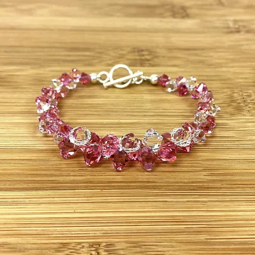 Vista 4 de Gem Avenue . Pulsera de plata 925 de 7,5 pulgadas con cristales austriacos biconos estilo racimo