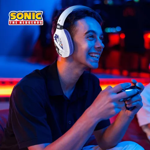 Vista 7 de Sonic The Hedgehog - Auriculares inalámbricos para juegos con Bluetooth, baja latencia, almohadillas acolchadas, micrófono Boom para PC, teléfono