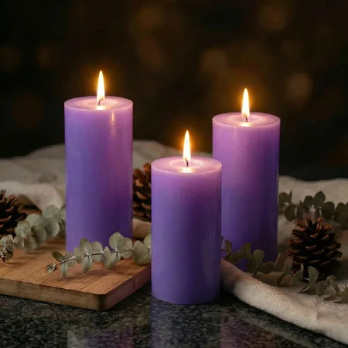 Vista 13 de Richland® Juego de 20 velas de pilar de 2 x 3 pulgadas, color marfil sin perfume
