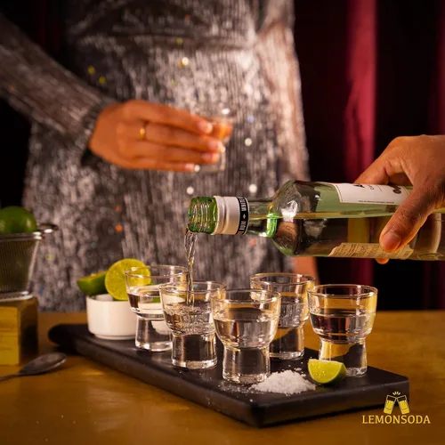 Vista 4 de LEMONSODA Haiku - Juego de vasos de chupito de sake, vasos de chupito de cristal de 2 onzas para sake, tequila, whisky, vodka, ginebra – Ideal