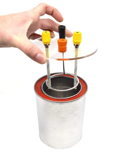 Vista 3 de EISCO Calorímetro eléctrico de doble pared premium de 8.5 fl oz con tapa transparente, agitador y bobina de calefacción de 5 vatios - Eisco Labs