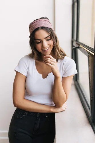 Vista 47 de Maven Thread 4" Wide Workout Headbands for Women – Non-Slip Sweatbands for Gym, Running & Yoga