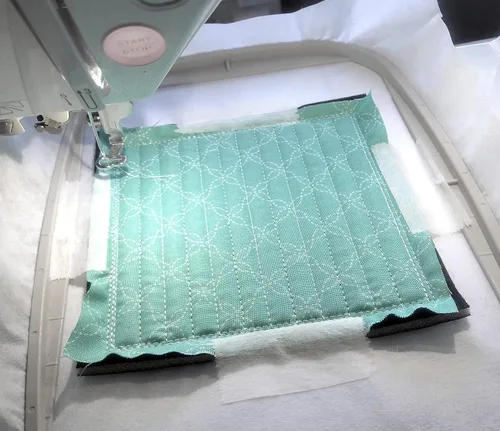 Vista 4 de Kimberbell Cinta de papel - 1 rollo, tamaño: 1" x 10 yardas, costura y bordado a máquina, fácil fijación, sin residuos pegajosos, semitransparente