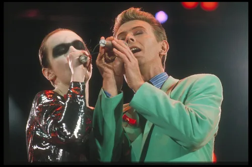 Vista 7 de Queen +The Freddie Mercury Tribute Concert Blu-ray