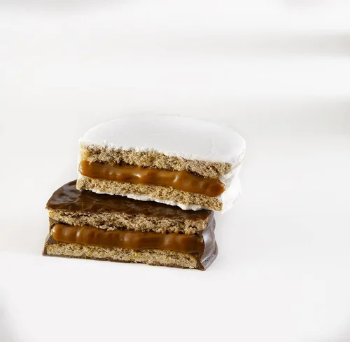 Vista 7 de Alfajores Havanna mixtos, 6 unidades, chocolate y dulce de leche, argentinos