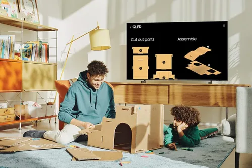 Vista 7 de SAMSUNG - Smart TV Class QLED 4K de 65 pulgadas de la serie Q60B, LED Quantum HDR, Motion Xcelerator, Object Tracking Sound Lite, diseño ultra