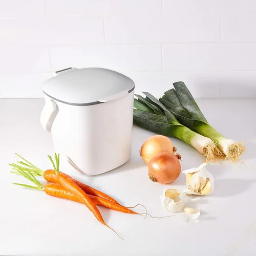 Vista 8 de OXO OXO Good Grips - Cubo de basura para compost (1,75 galones/6,62 L)., Blanco/Gris