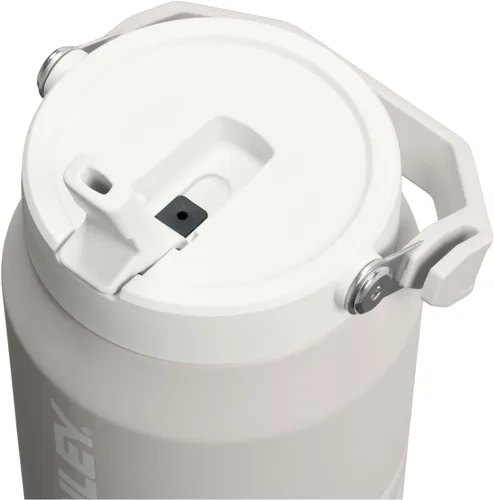 Vista 2 de Stanley IceFlow 2.0 - Jarra con pajilla abatible con asa, de 64 onzas, tapa giratoria y popote abatible, a prueba de fugas para viajes y deportes