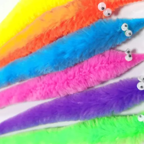 Vista 9 de SHENGSEN 12 piezas de gusanos peludos, gusanos en cuerda, juguete de truco a granel, recuerdos de fiesta para niños y gatos (6 colores)