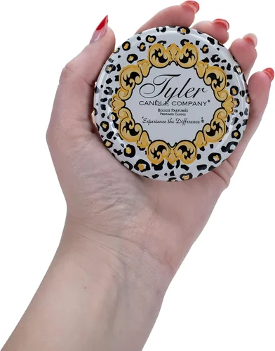 Vista 6 de Tyler Vela de vidrio perfumada 3.4 Oz, Diva, aromática
