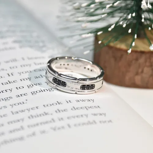 Vista 7 de Anillo de boda de oro blanco para hombre, plata de ley 925 con 13 circonitas cúbicas de corte redondo, anillo de compromiso para él, talla 7-14