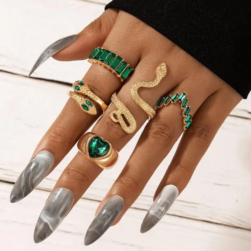 Vista 7 de Anillos de serpiente de cristal verde para mujeres y adolescentes, conjuntos de anillos de dedo apilables estilo bohemio, retro, anillos simples a