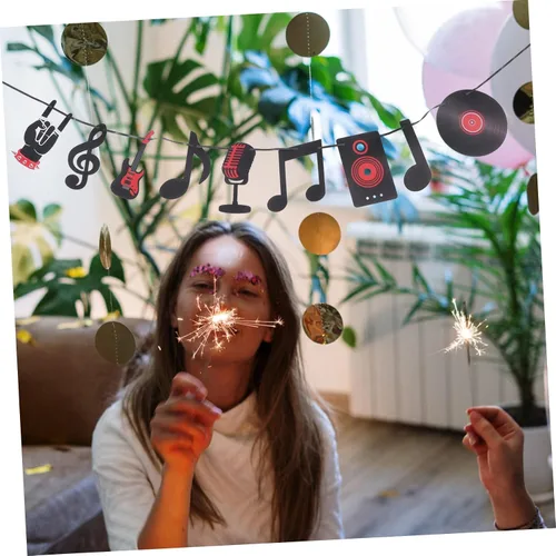 Vista 7 de 2 juegos de guirnaldas retro de rock y pancarta con notas musicales negras y decoraciones colgantes de registros, decoración de fiesta de cartulina