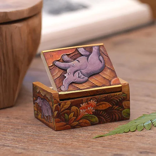 Vista 5 de NOVICA Mini joyero artesanal de madera hecho a mano con temática de elefante de Bali, multicolor, cajas de Indonesia