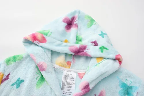 Vista 19 de E.W Apparel Bata de baño de forro polar con capucha para niños, bata suave y mullida para niños pequeños
