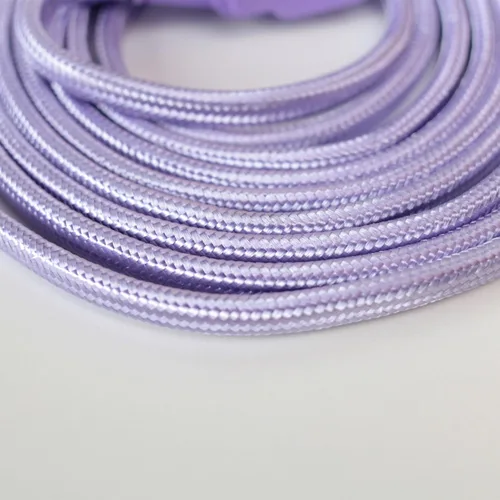 Vista 4 de GLOBE Electric 22892 Designer Series - Cable de extensión de tela de 9 pies, 3 salidas polarizadas, enchufe de ángulo recto, 125 voltios, morado
