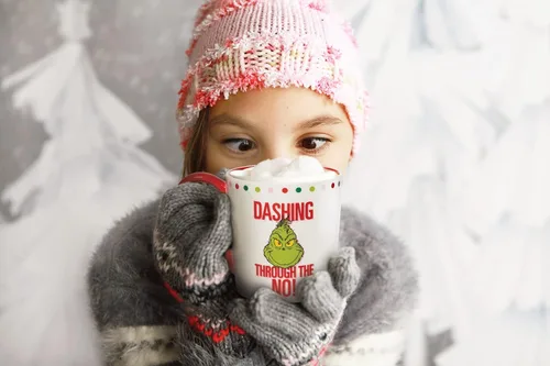 Vista 3 de Department 56 Dr. Seuss the Grinch Dashing Through the No - Taza de café, 16 onzas, multicolor