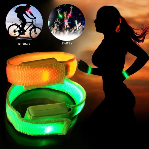 Vista 5 de Fashion&cool Banda LED de palmada, pulsera deportiva con luz recargable por USB, pulseras ajustables que brillan en la oscuridad para hombres
