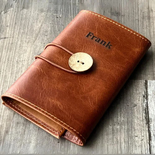 Vista 9 de HARDISTON Rollo organizador electrónico de cuero personalizado, bolsa de cordón personalizada para accesorios de tecnología de viaje, cables USB
