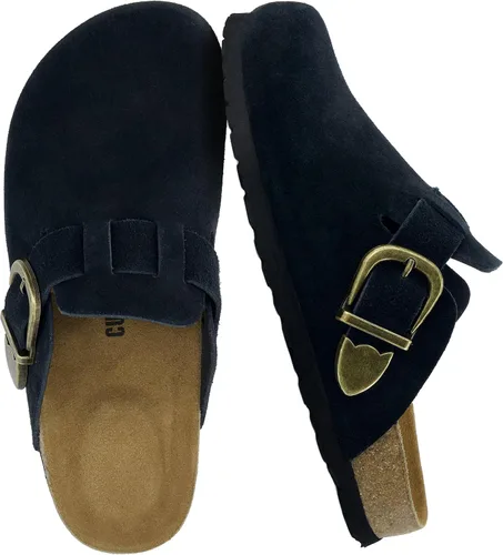 Vista 9 de CUSHIONAIRE Hamlet Zuecos de gamuza de cuero genuino para mujer, zapatos sin cordones con correa de hebilla de metal detallada y plantilla de espuma