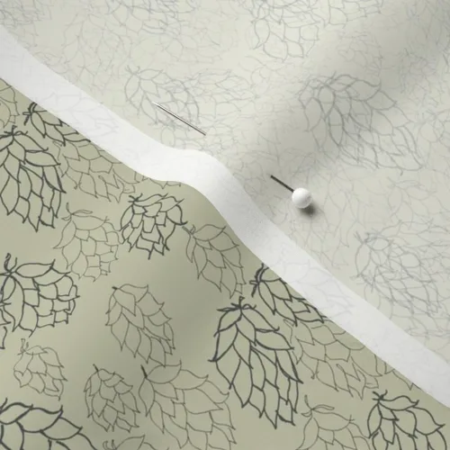 Vista 5 de Spoonflower Tela – Flores verdes pálidas con diseño de lúpulo de cerveza y vida campestre impresas en tela de gasa – Costura de moda vestidos