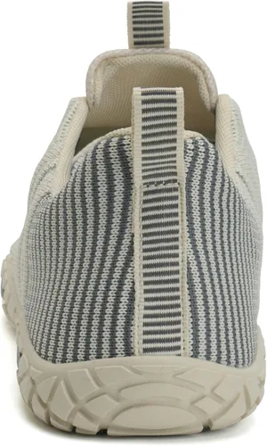 Vista 4 de WateLves Zapatos de agua descalzos para mujeres y hombres, zapatos de natación de playa, atléticos, de secado rápido, calcetines acuáticos de malla