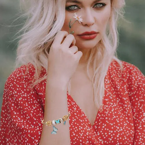 Vista 3 de Dmaiy Pulseras de oro con dije de luna, pulsera de cuentas para mujeres y niñas