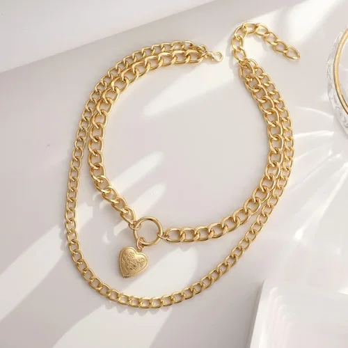 Vista 5 de MJartoria Gold Layered Necklaces for Women Trendy Retro Heart Locket Pendant Cuban Chain Necklace Chunky Chain Choker Necklaces for Girls Jewelry