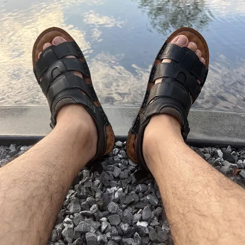 Vista 7 de VOCECO - Sandalias de cuero para hombre con puntera abierta, ajustables, ligeras, para playa y verano