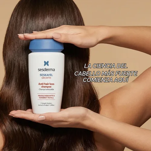 Vista 5 de Sesderma SESKAVEL Champú anticaída de 8.45 onzas líquidas Fórmula con factores de crecimiento Tratamiento capilar con extracto de sabal