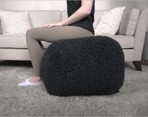 Vista 3 de Spongy Puf cuadrado, asiento texturizado de felpilla suave con relleno de cuentas de poliestireno, cojín de felpa acogedor totalmente montado Carbón
