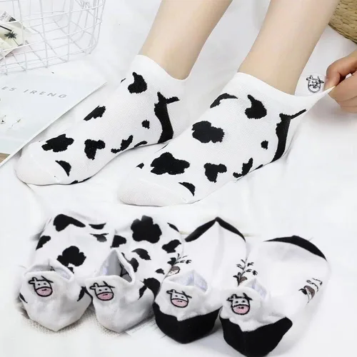 Vista 2 de Calcetines de algodón de otoño para mujer, tobillera, niñas, novedad, moda, vaca, blanco y negro, casual, divertido, 1 par (B)