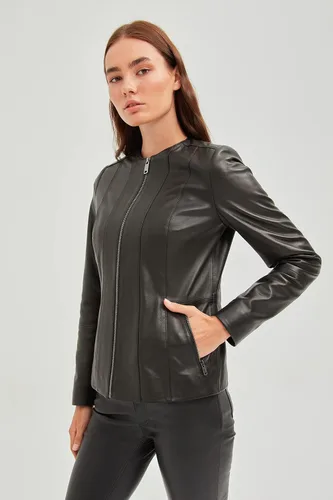 Vista 5 de Bigardini Chaqueta de piel de cordero italiana negra para mujer, estilo sin cuello