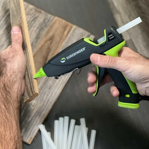 Vista 8 de Surebonder Pistola de Pegamento Caliente y Barras de Pegamento, Pistola de Pegamento Caliente de Tamaño Completo de 100W de Doble Temperatura con 20