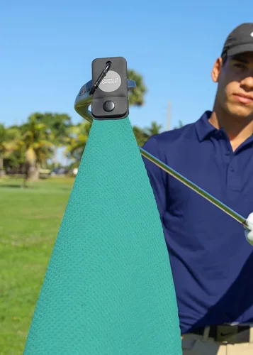 Vista 4 de Toallas de golf magnéticas para bolsas de golf con clip y imán ultra fuerte - Toalla de microfibra con tejido de gofre para sujeción segura