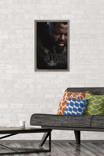 Vista 2 de Trends International Marvel Black Panther: Wakanda Forever - Póster de una hoja de M'Baku Versión enmarcada Barnwood