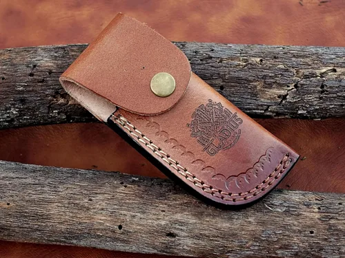 Vista 5 de Cuchillo plegable de Damasco: da rienda suelta a tu aventurero interior con esta herramienta EDC compacta y elegante: artesanía de precisión
